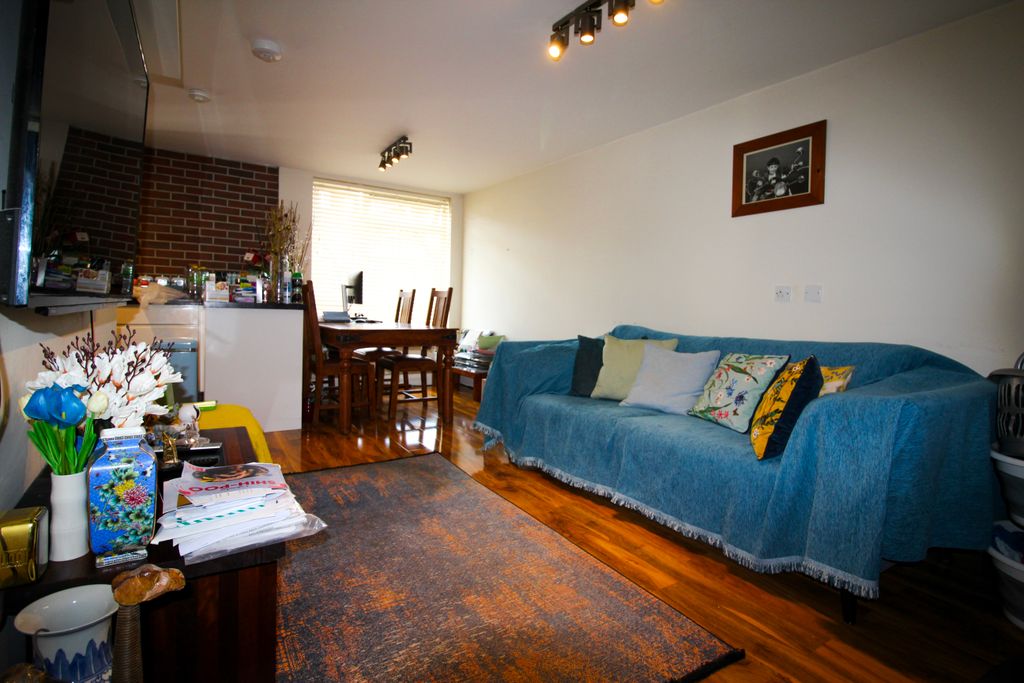 Property photo 1 of 8 Photo #1