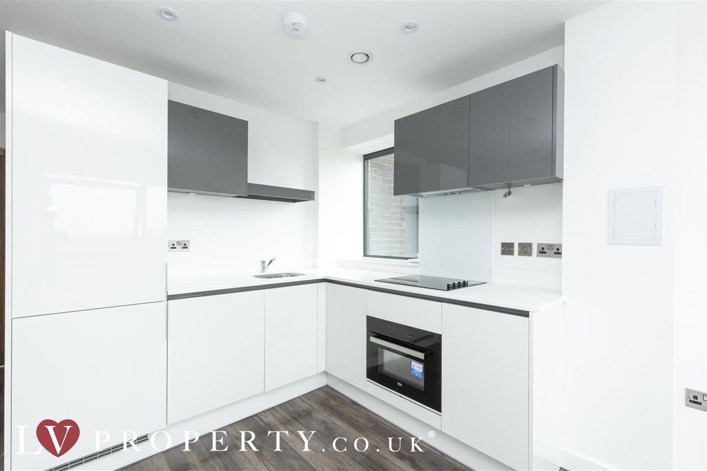 Property photo 3 of 9 N6.Jpg