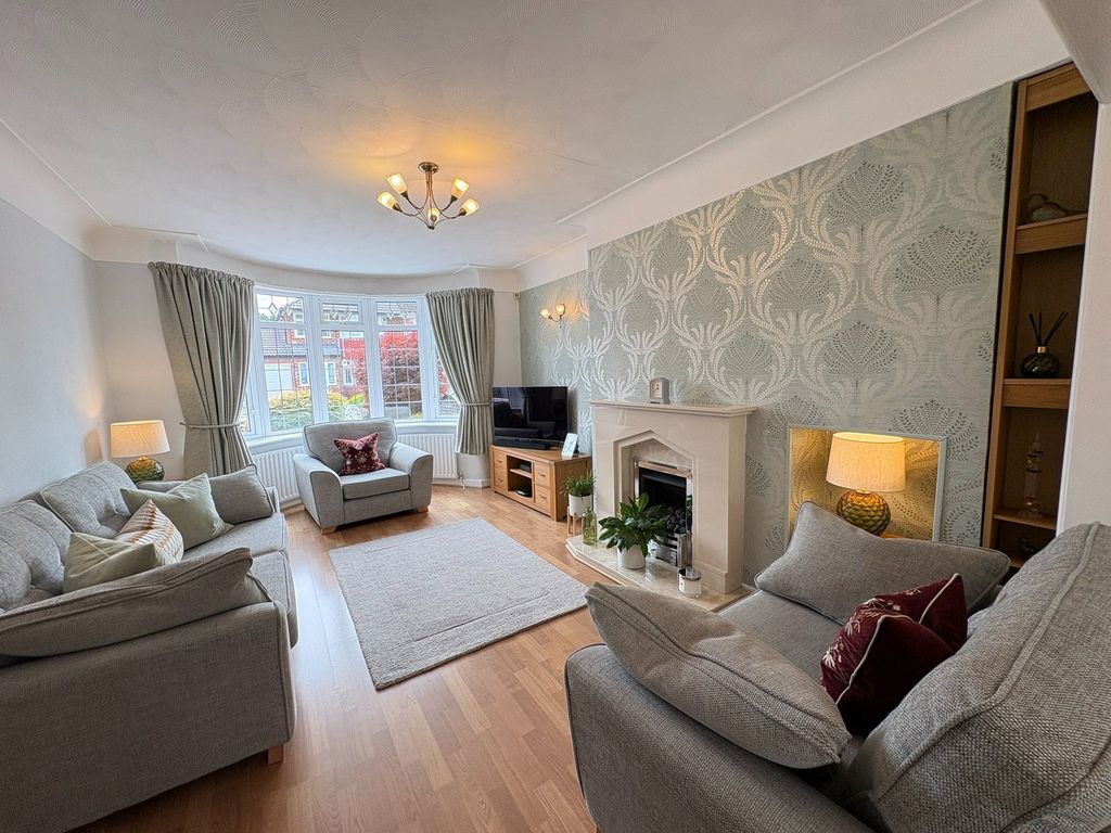 Property photo 2 of 42