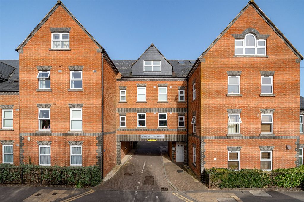 Property photo 1 of 10 Picture No. 02