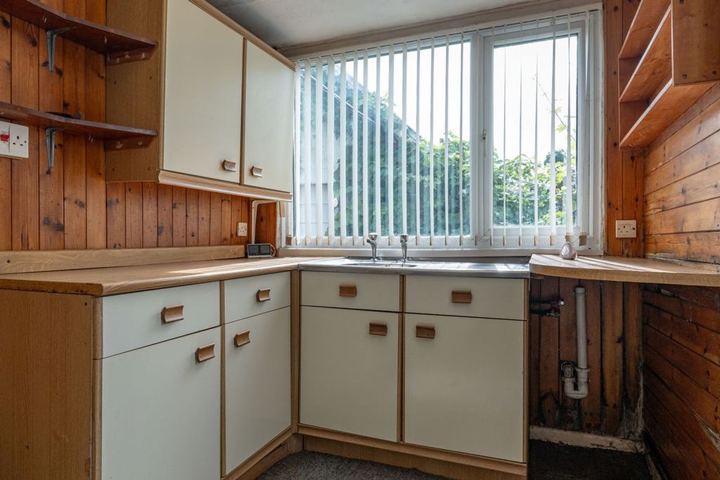Property photo 3 of 25