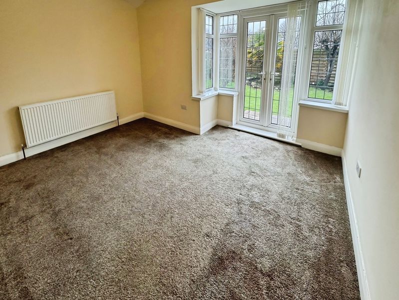 Property photo 2 of 9 Photo 8