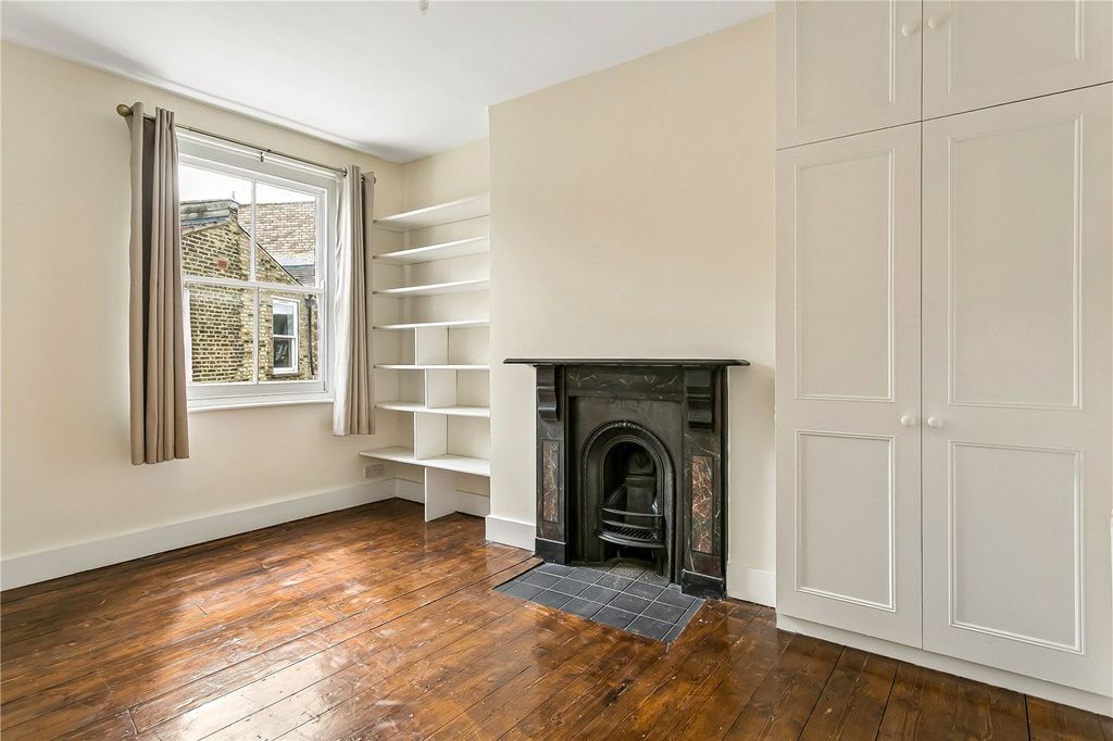 Property photo 3 of 12 Picture No. 07