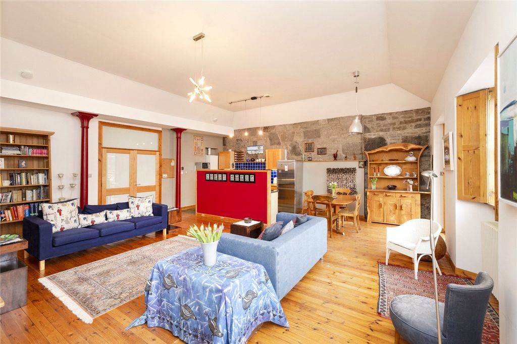 Property photo 3 of 27 St Stephen Street 3