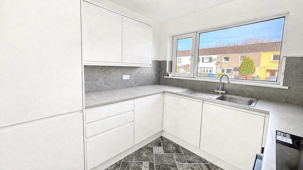 Property photo 2 of 27 2