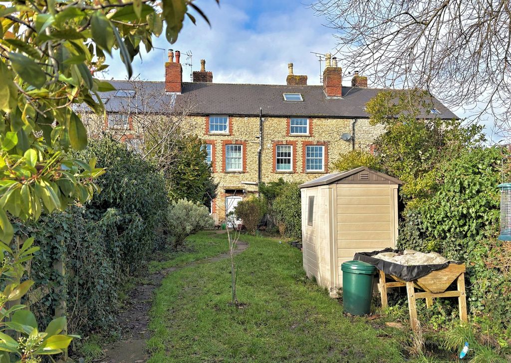 Property photo 1 of 20