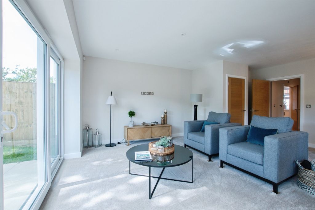 Property photo 3 of 14