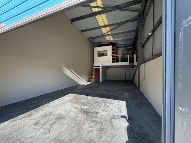 Property photo 3 of 13