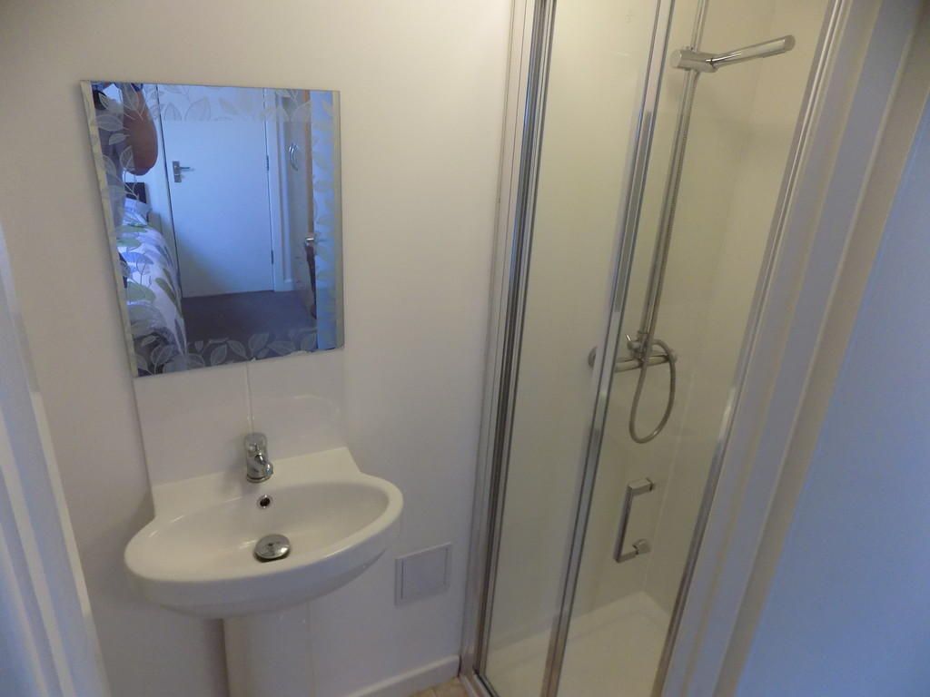 Property photo 3 of 3