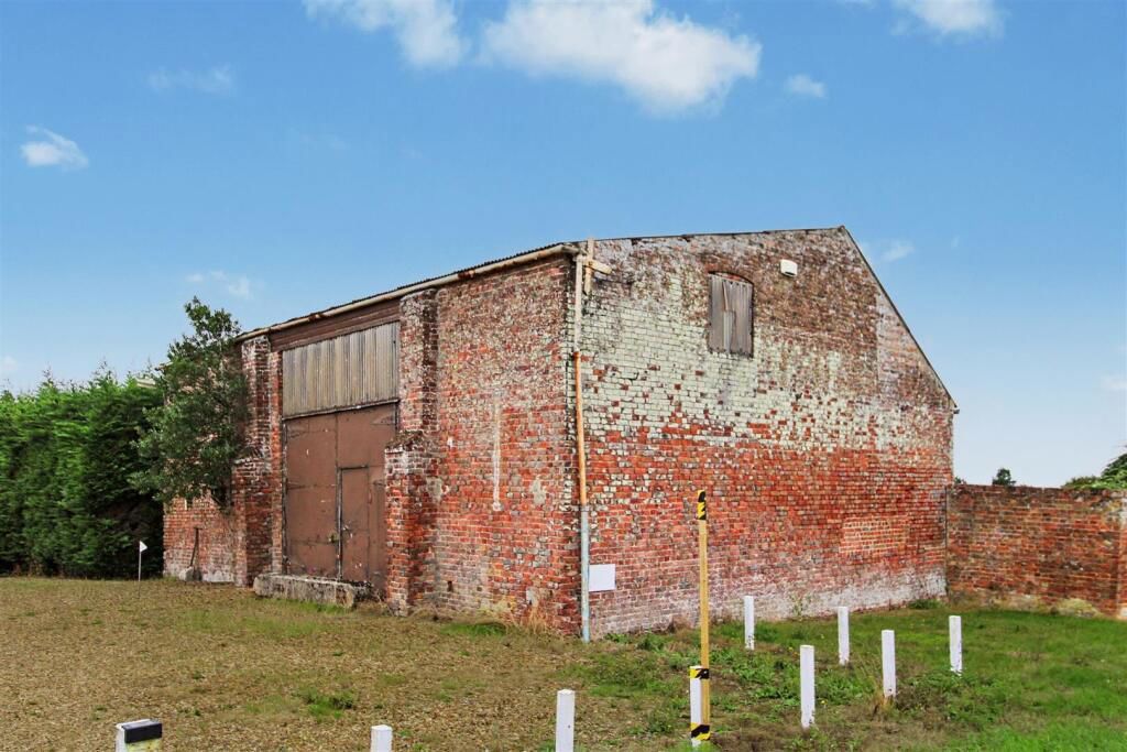 Property photo 1 of 14