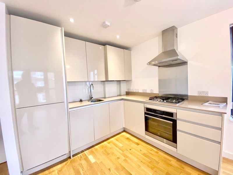 Property photo 2 of 9 Photo 6