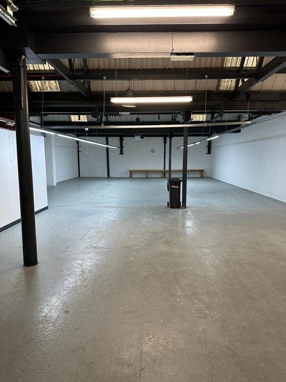 Property photo 2 of 11 Photo 6