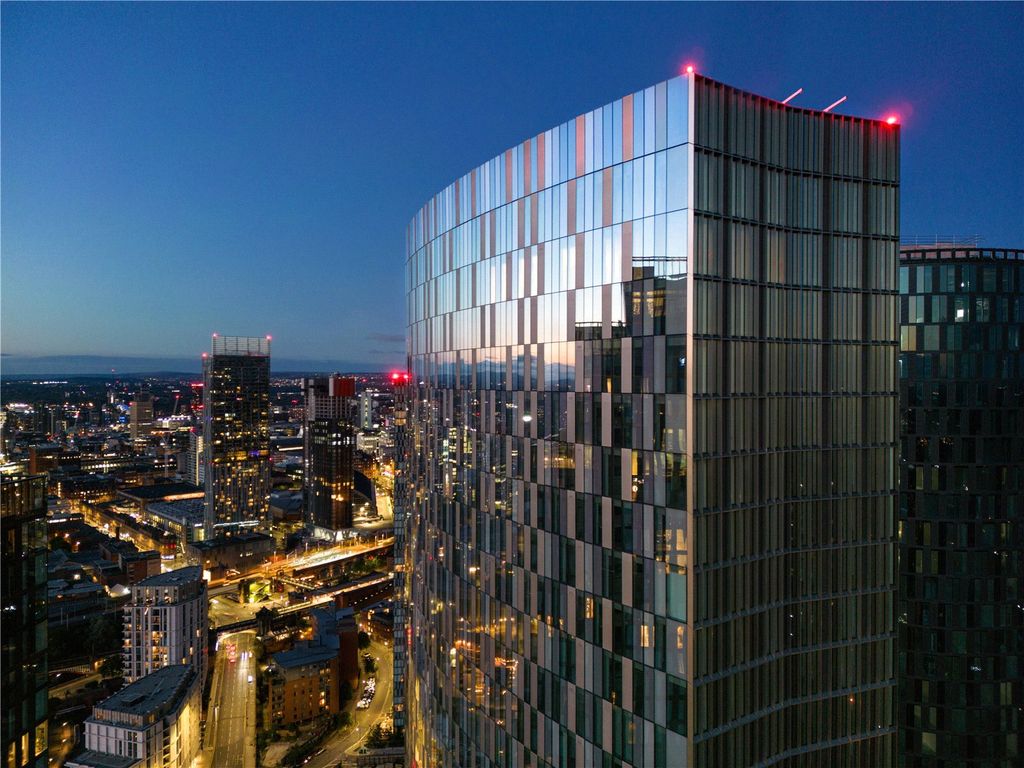 Property photo 1 of 25 The Blade