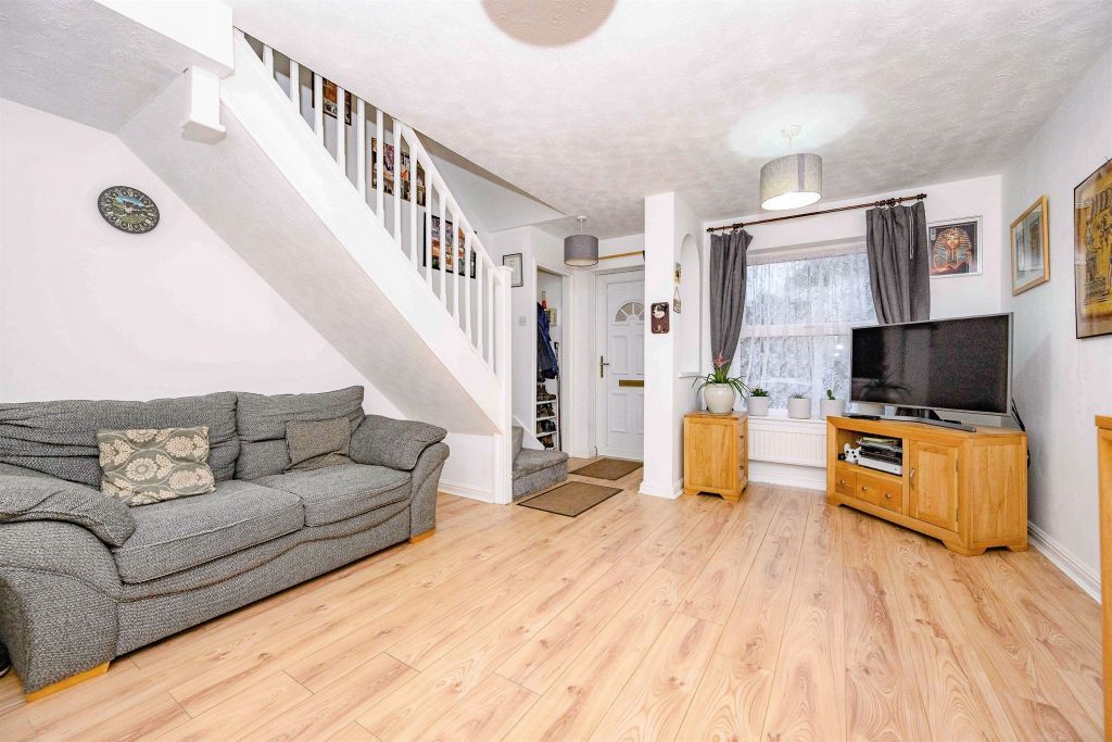 Property photo 2 of 12
