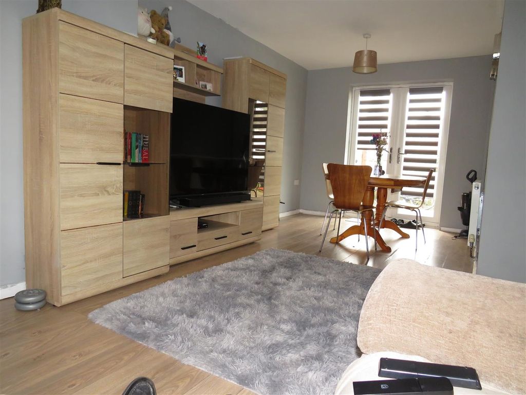 Property photo 2 of 12 Img_1676.Jpg