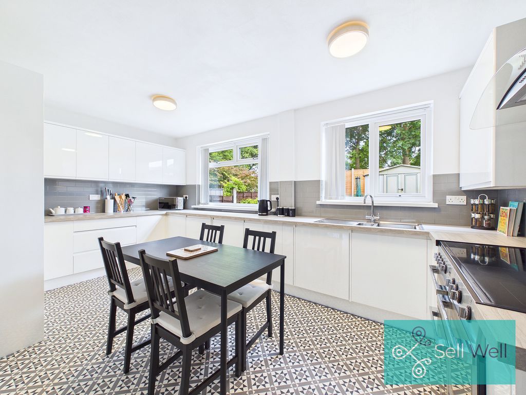 Property photo 2 of 17 Kitchen/Diner