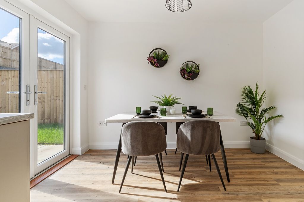 Property photo 3 of 17 Not Specified