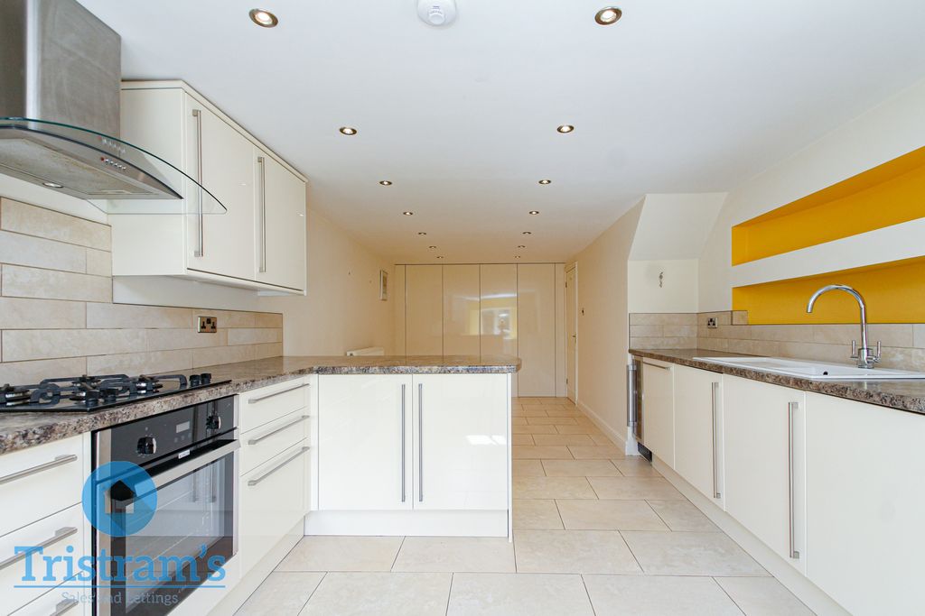 Property photo 2 of 18 Img_0020