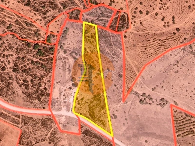 Property photo 2 of 28