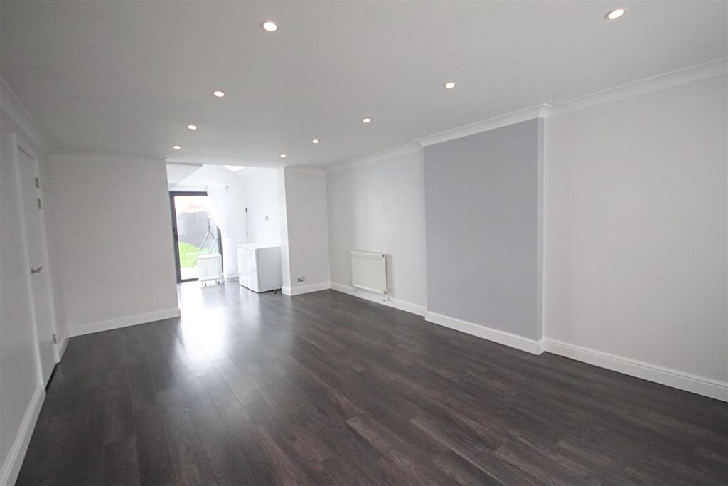 Property photo 2 of 21 Img_4044.Jpg