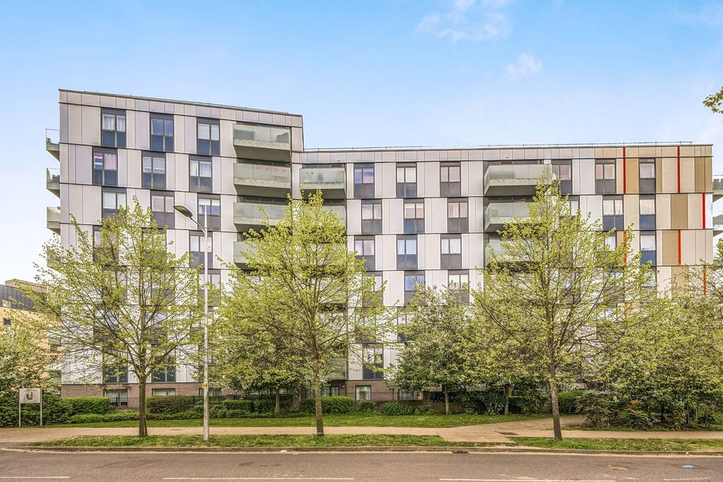 Property photo 2 of 15