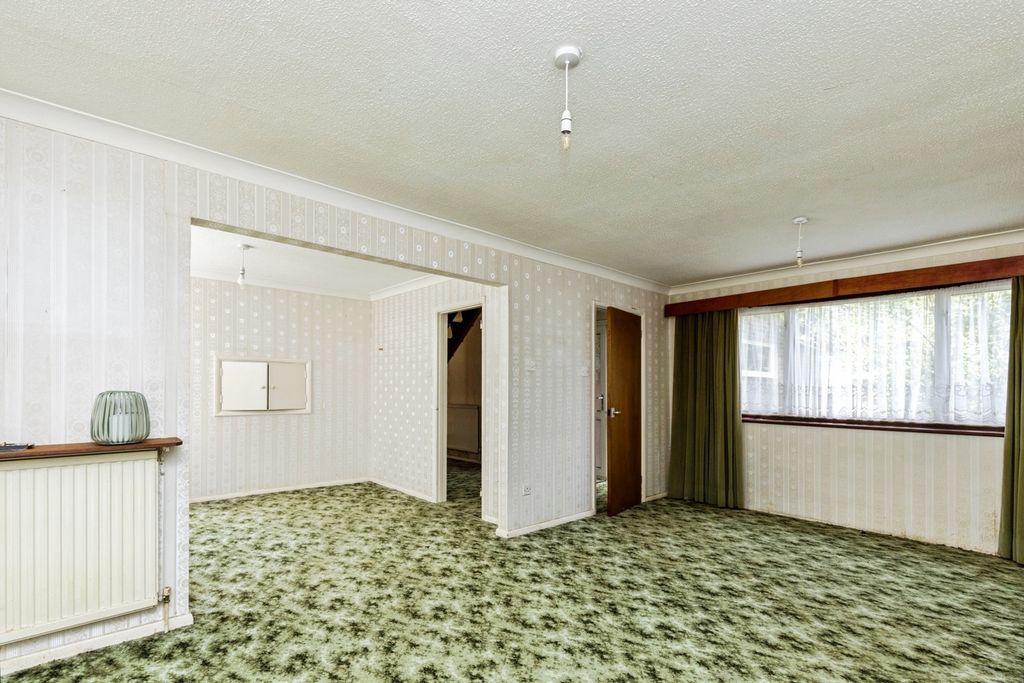 Property photo 3 of 19 Pbox-Img.Jpg