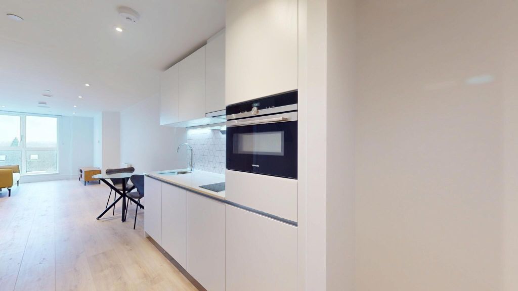 Property photo 2 of 16 Kitchen