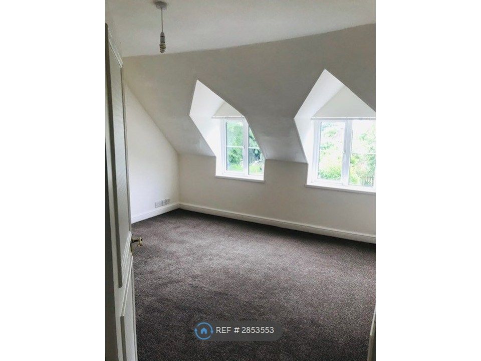 Property photo 3 of 13 Main Bedroom