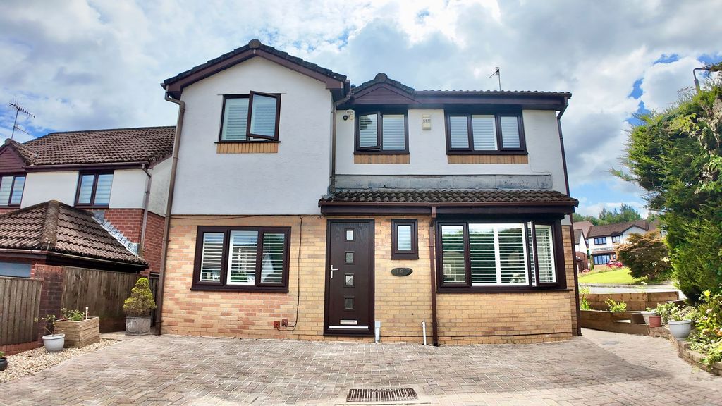 Property photo 1 of 34