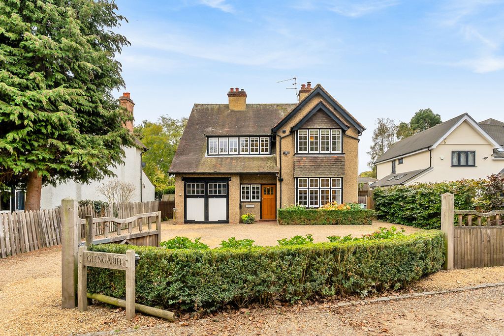 Property photo 2 of 43