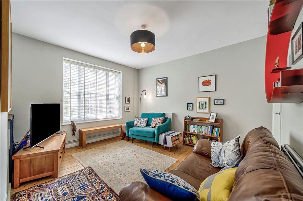 Property photo 2 of 7