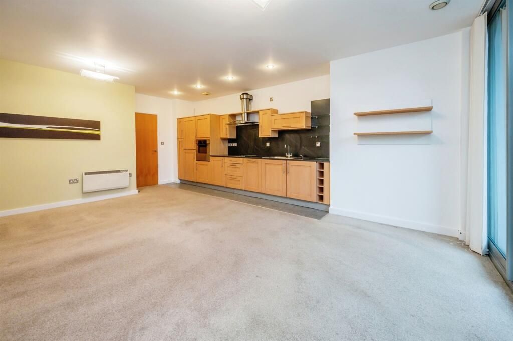 Property photo 3 of 10 Image