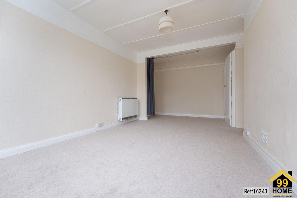 Property photo 3 of 13 Photo 2