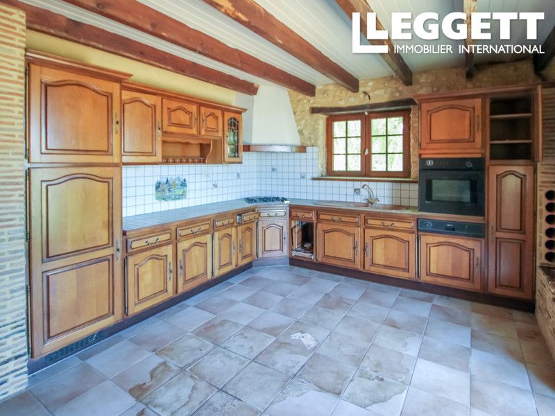 Property photo 3 of 10