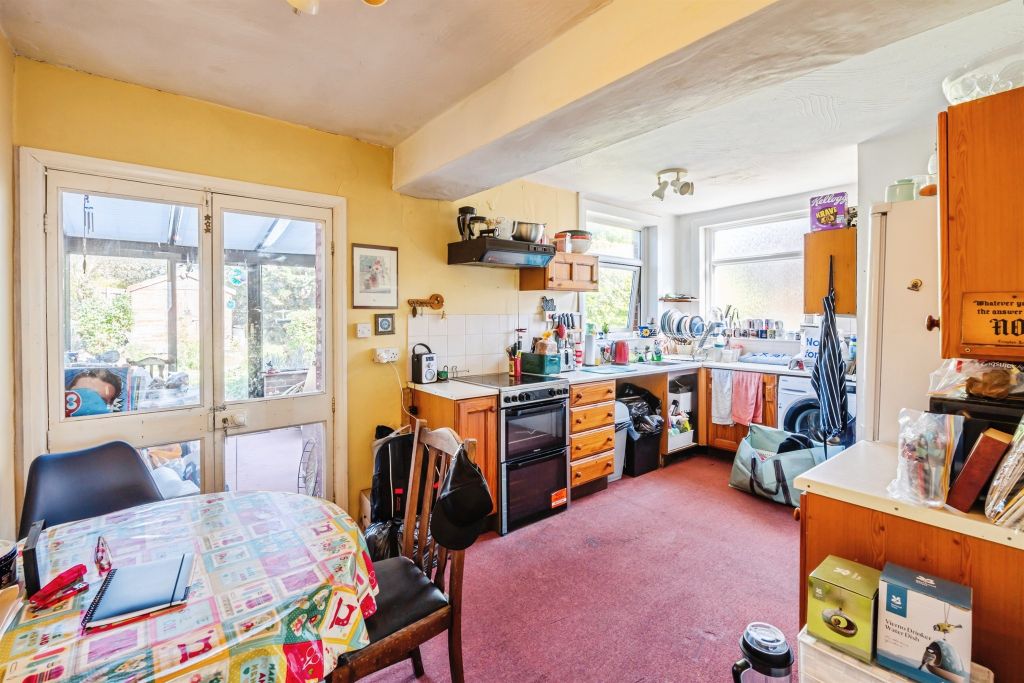 Property photo 3 of 16