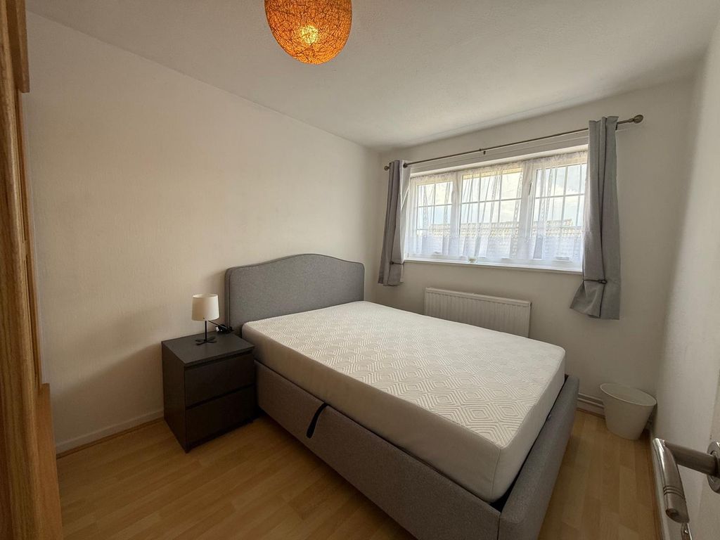 Property photo 1 of 7 Picture No. 09