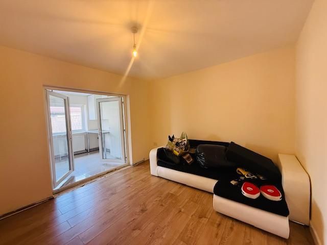 Property photo 3 of 8 Photo 3