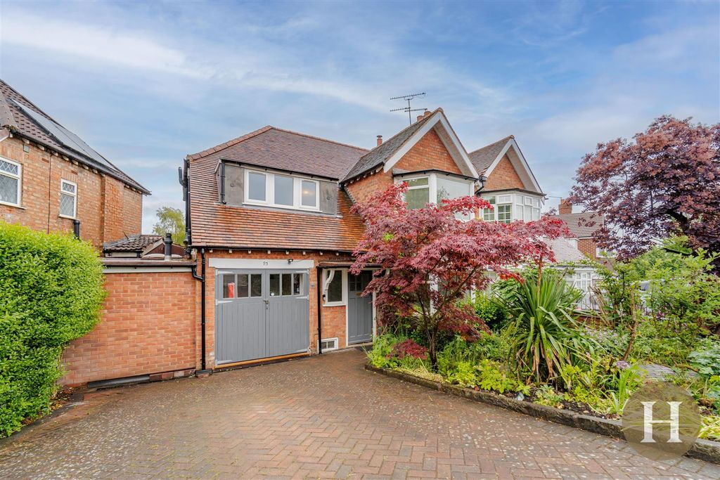 Property photo 1 of 38 Hadleigh Estate Agents-48.Jpg