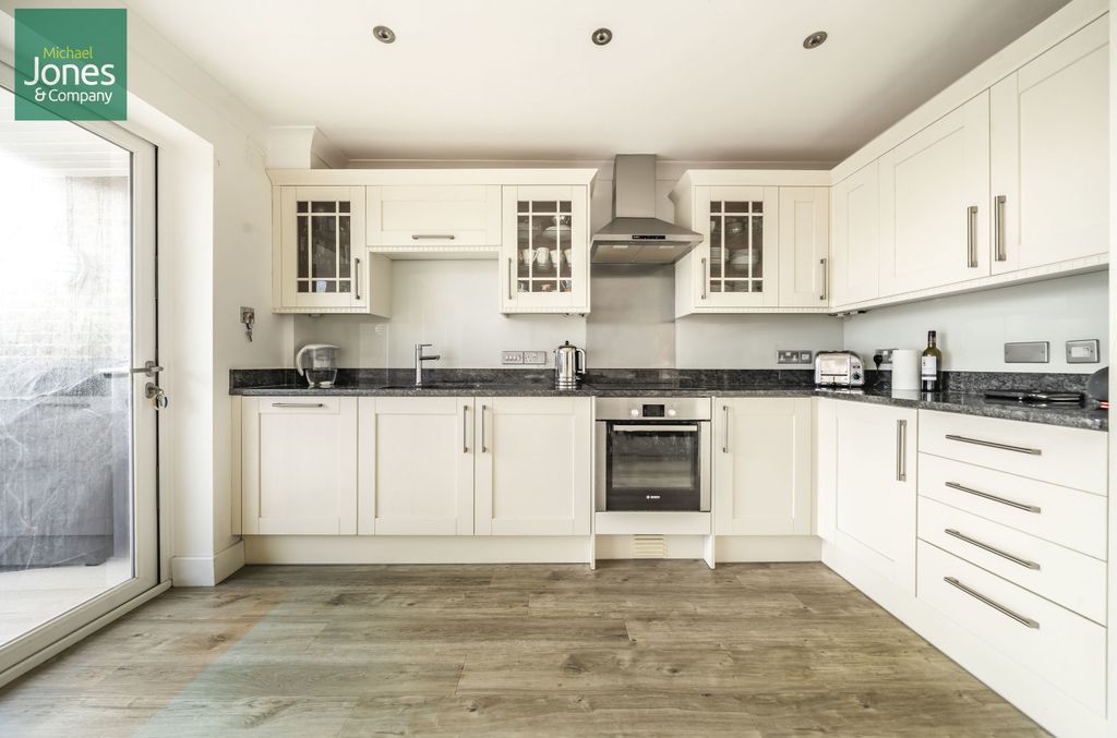 Property photo 2 of 18 Kitchen/ Diner