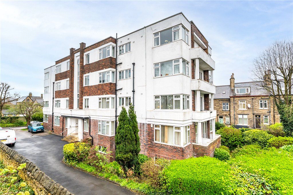 Property photo 1 of 17 Ashdown Court