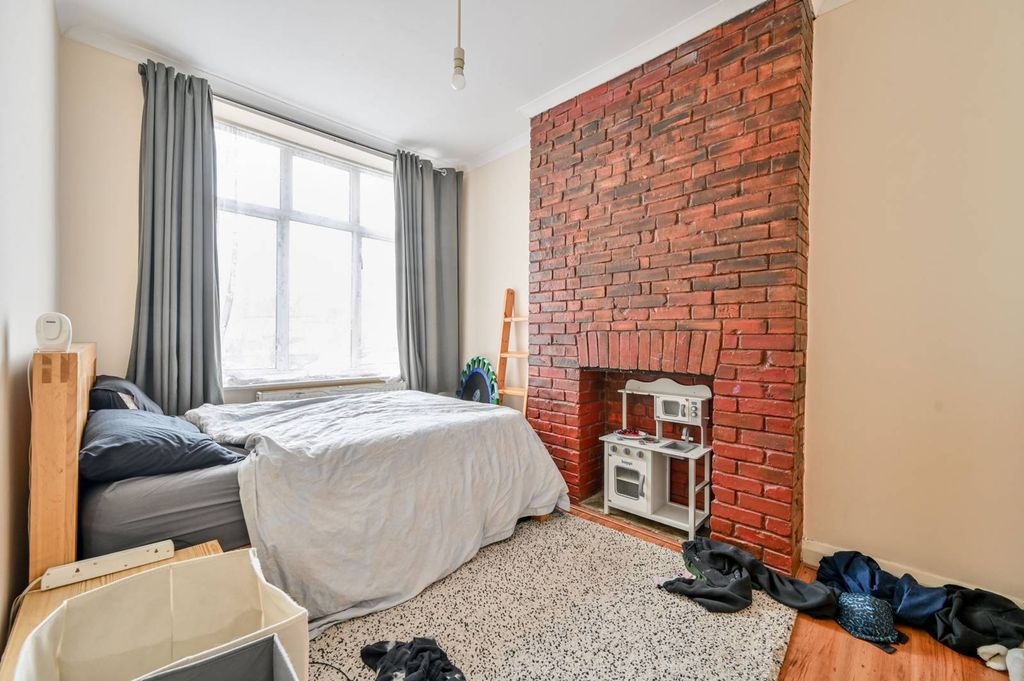 Property photo 1 of 10