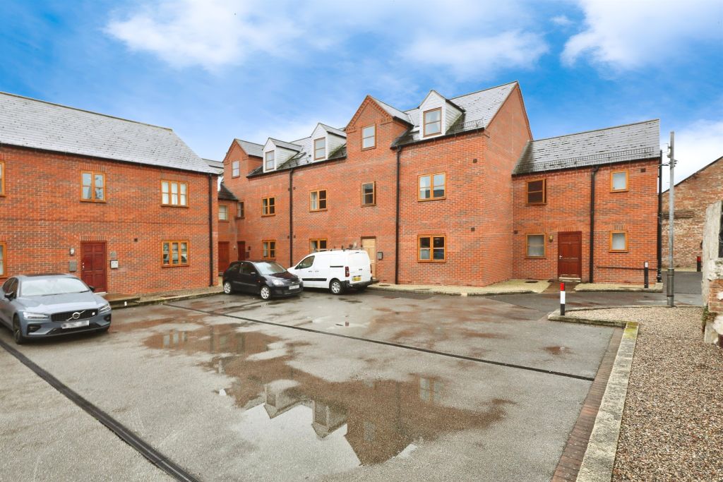 Property photo 2 of 10