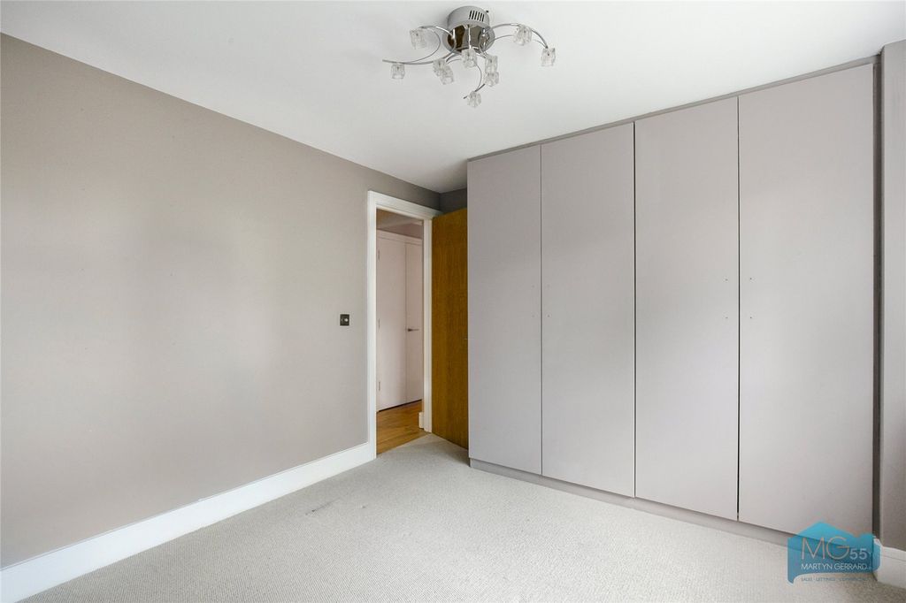 Property photo 3 of 12 Picture No. 34