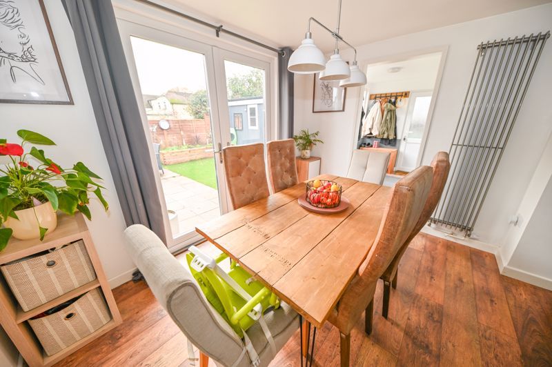 Property photo 3 of 13 Photo 8