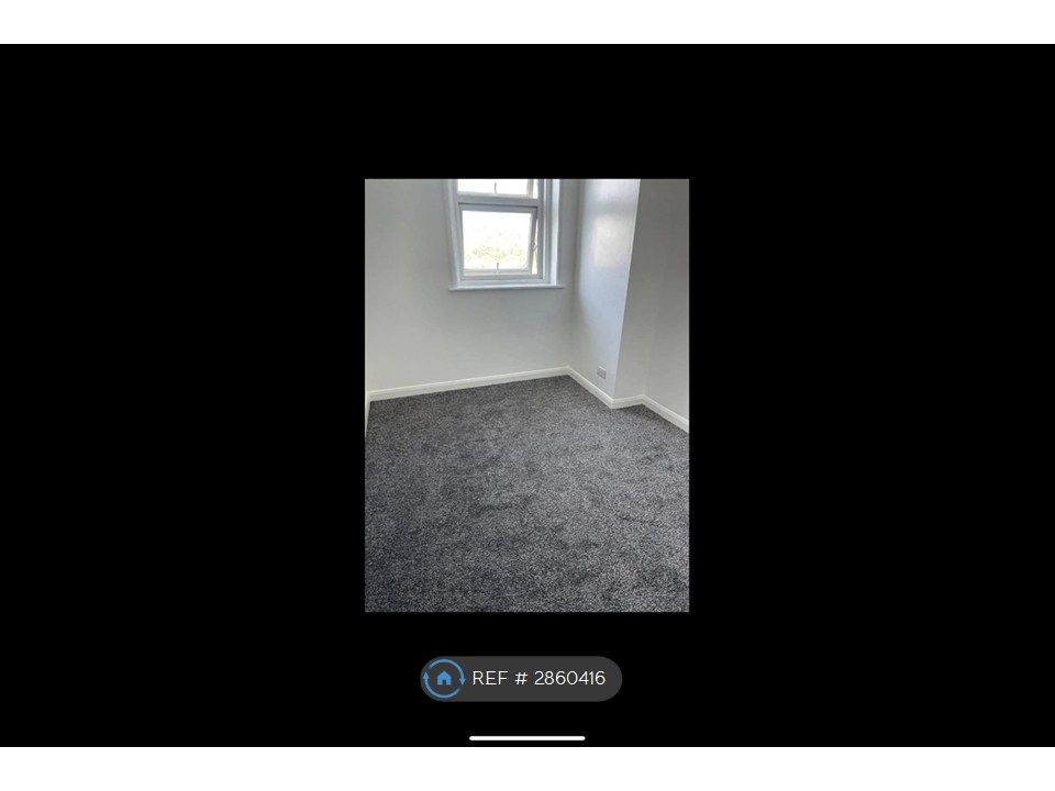 Property photo 3 of 7 Bedroom 1 (Double)