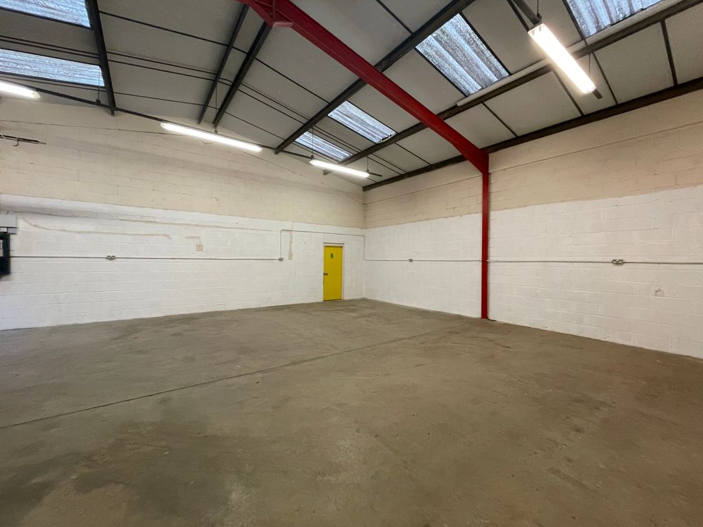 Property photo 2 of 6