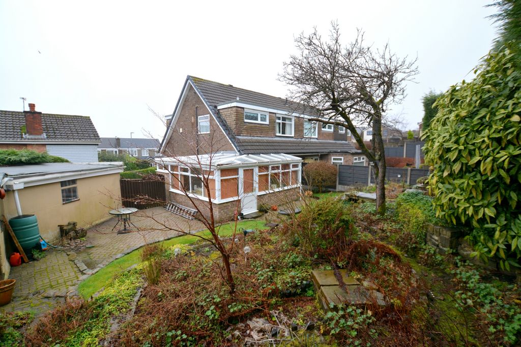 Property photo 3 of 19 Photo 3