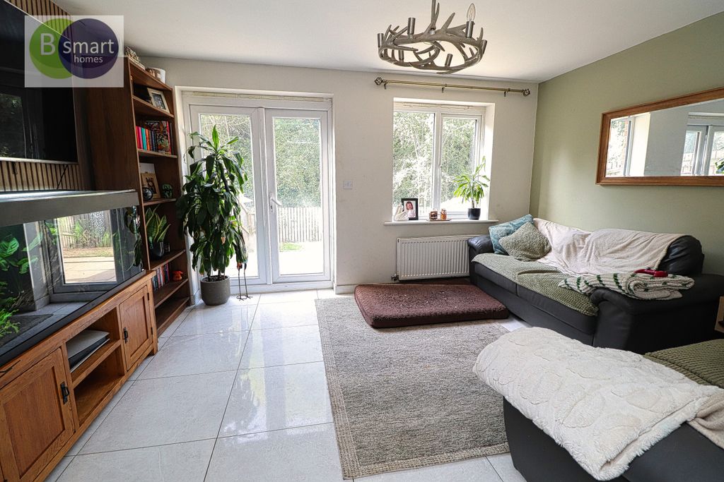 Property photo 2 of 14 Img_5120