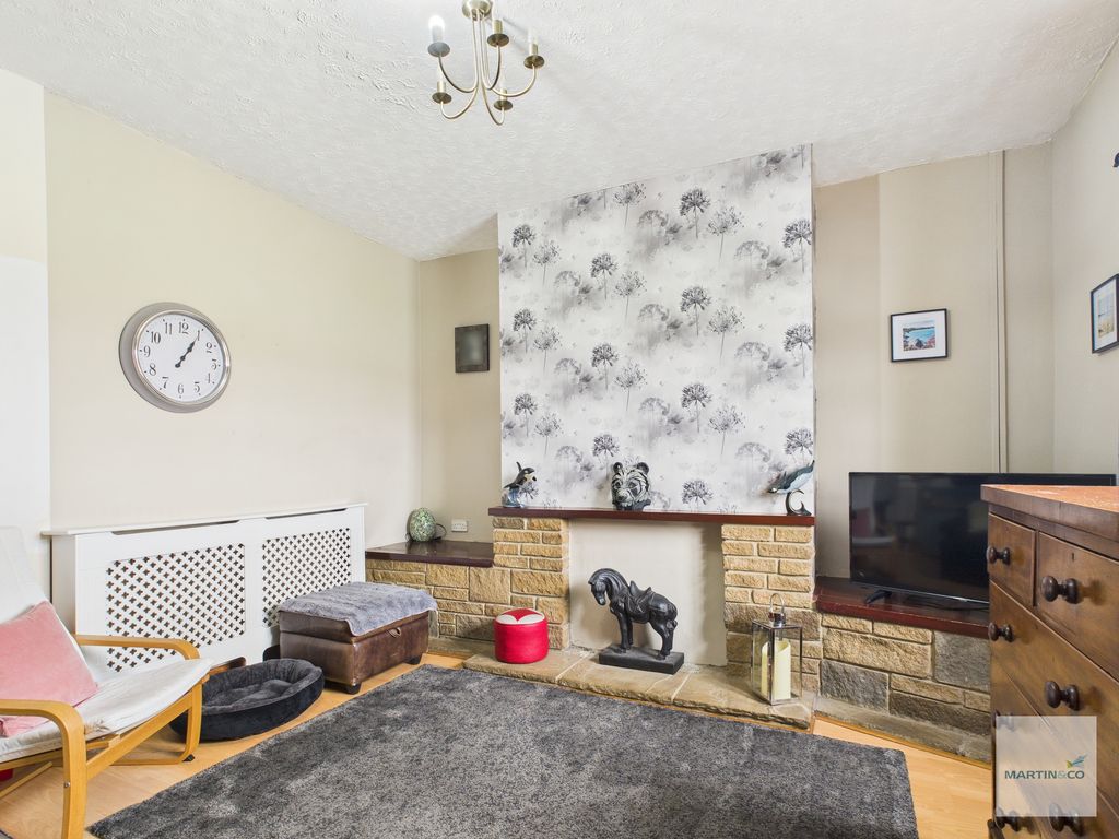 Property photo 2 of 14 Cam03394G0-Pr0426-Still001