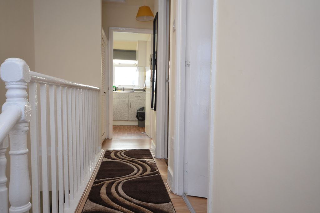 Property photo 3 of 64